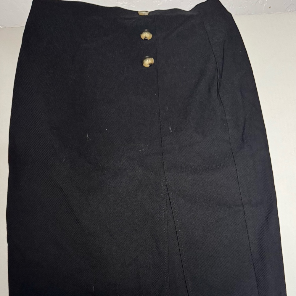 Jules & Leopold Black Pencil Skirt with Subtle Front Buttons